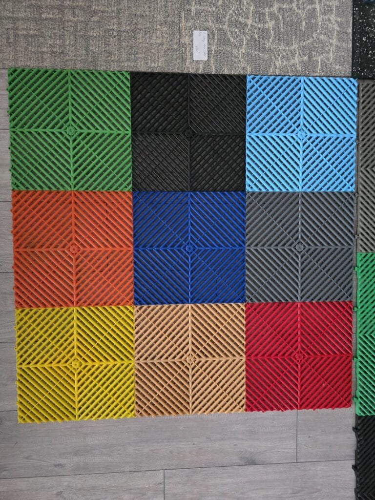 Plastik Karo Deck 33x33