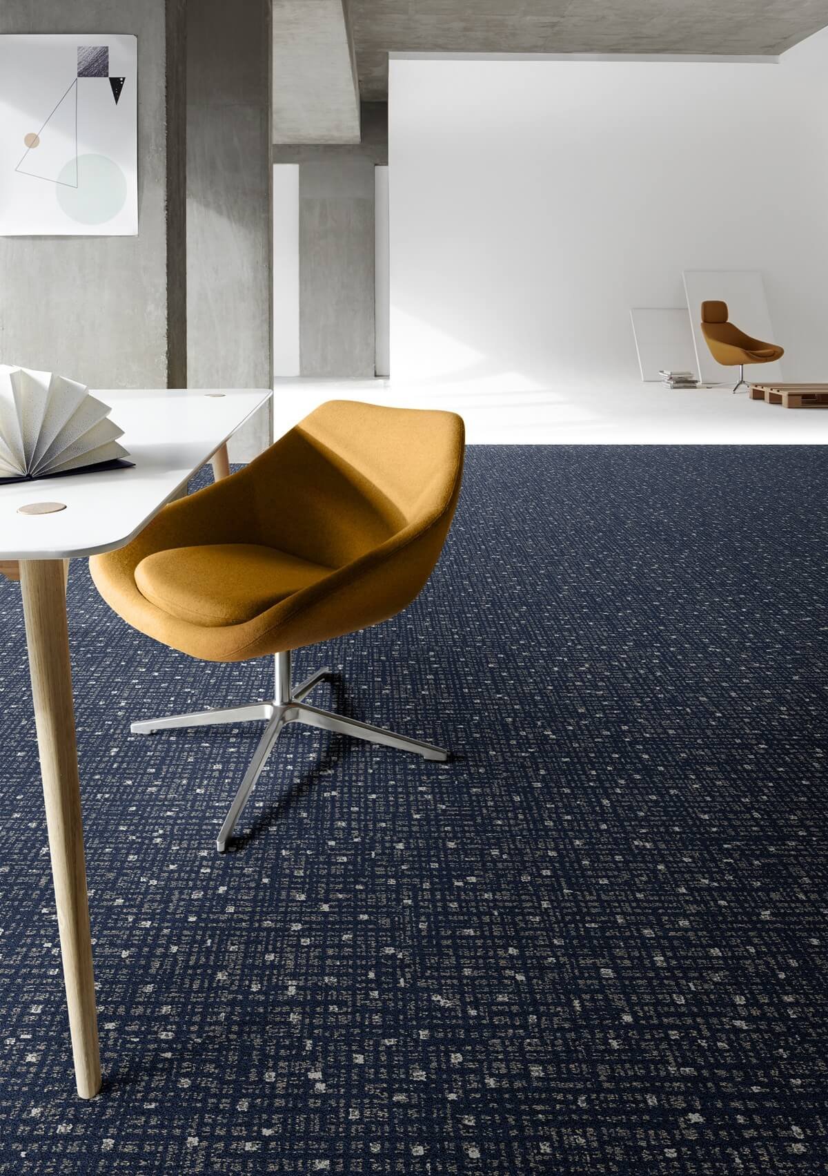 positive-spin-navy-Interface-Dressed-Lines-Karo-Hali.jpg positive spin navy - Görsel 1